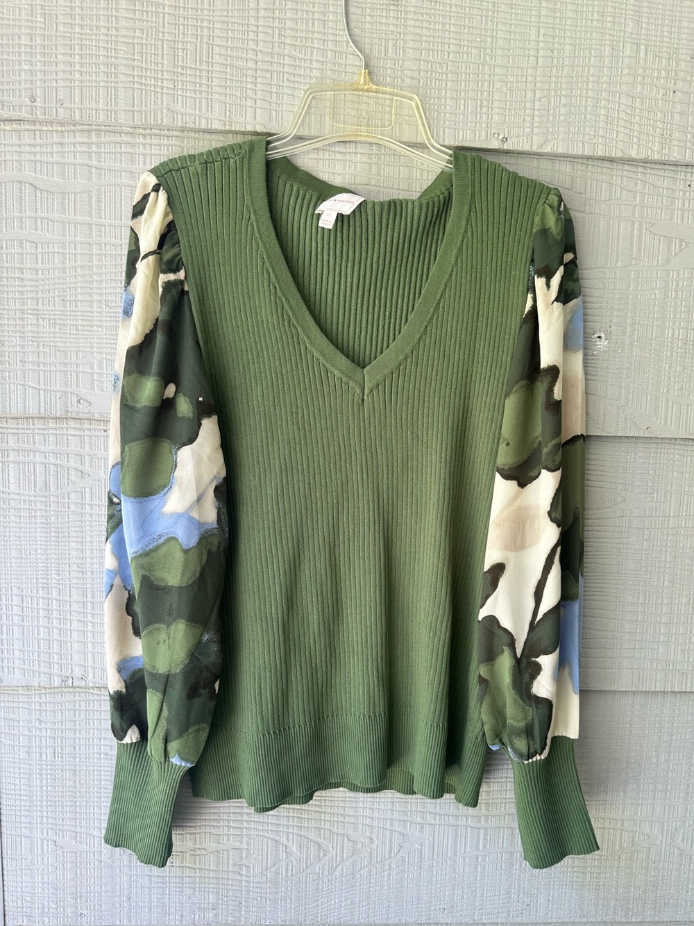 Zac & Rachel Olive Green Ribbed V‑Neck Top Sweater w/Contrast Floral Sleeves~XL